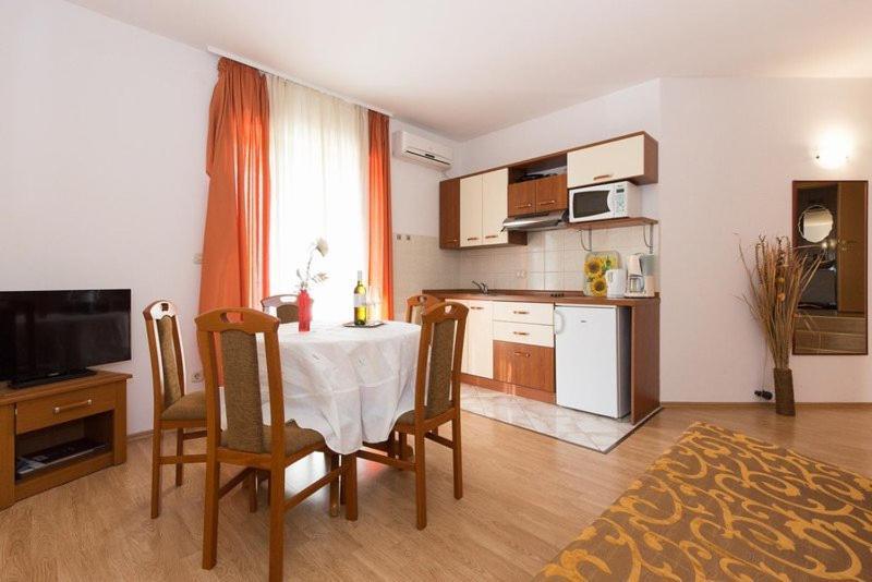 Marija F4 Apartment 克尔克 外观 照片